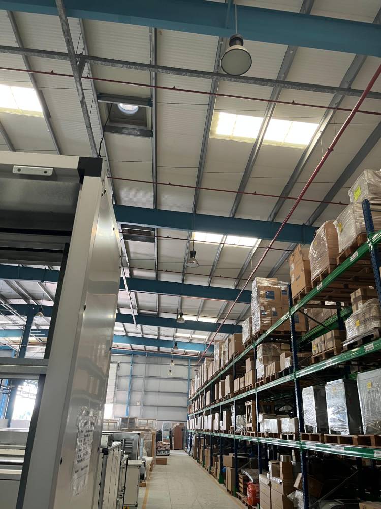 Clima UNO Dip HVLS fans Installation